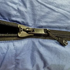 LOWLAND OUTDOOR® Donzen Slaapzak - CC 1 - 200 X 80 Cm - 1725 Gr - 0°C - Katoen 13 LOWLAND OUTDOOR® Donzen Slaapzak - CC 1 - 200 X 80 Cm - 1725 Gr - 0°C - Katoen -Aanbiedingen Kampeer Zen Winkel 1200x1198 2